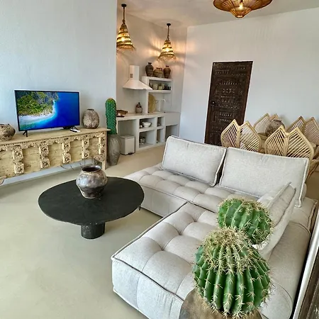 Casa De Oro Lujo Apartahotel 4*