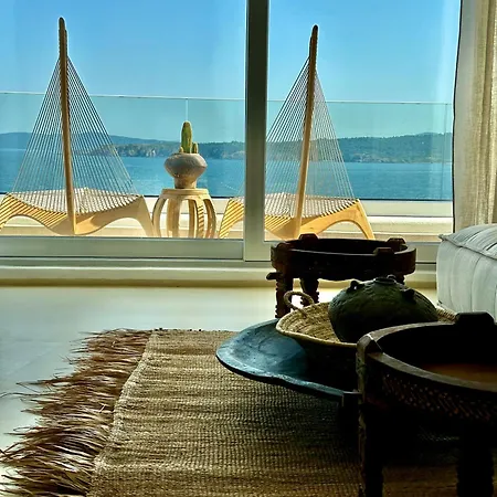 Casa De Oro Lujo Apartahotel