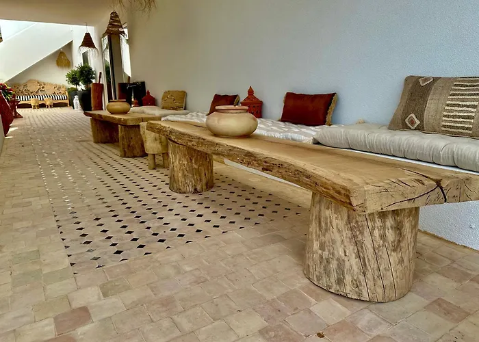 Casa De Oro Lujo Aparthotel 4*